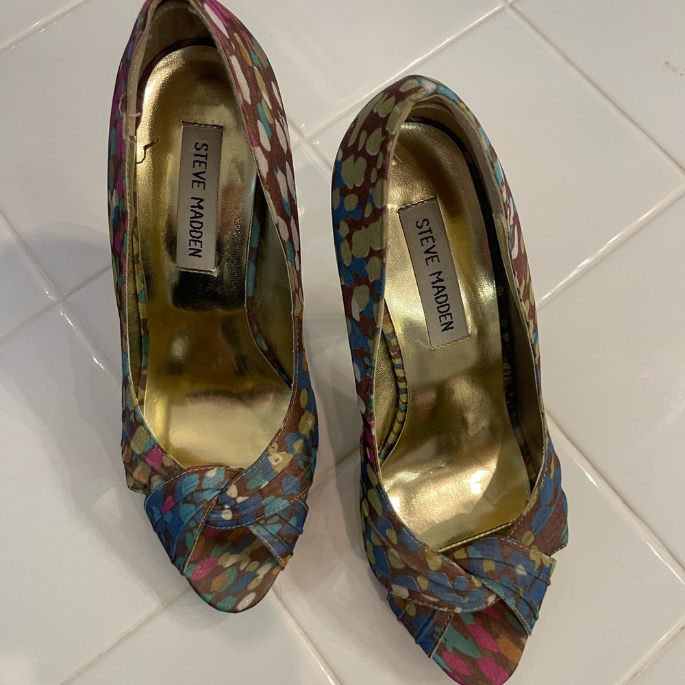 Steve Madden Patterned Spring Summer Colors Uniqu… - image 2